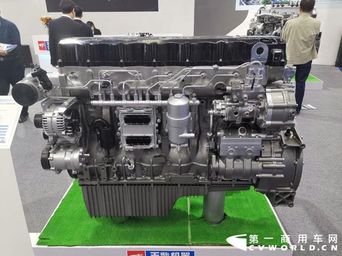 玉柴機器YCK13-60系列國六柴油發(fā)動機，功率覆蓋530-600馬力2.jpg